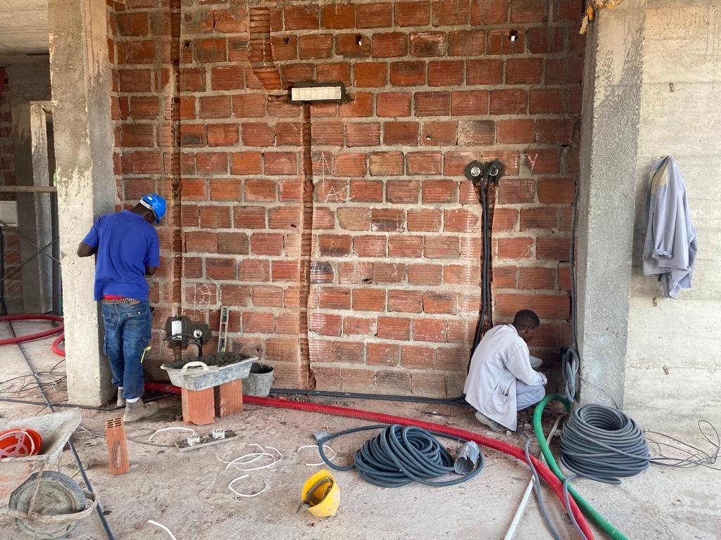 Serviços elétricos especializados